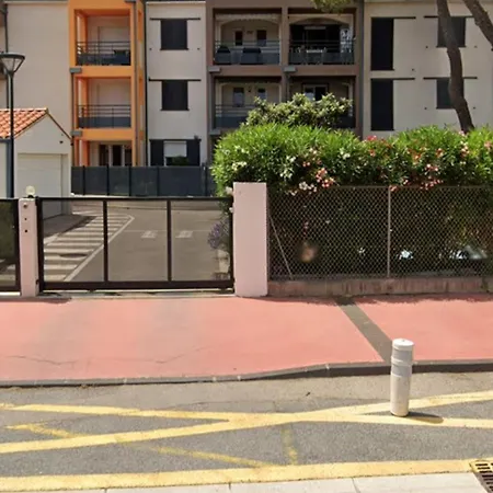 Apartment F4 A 8 Min A Pieds De La *